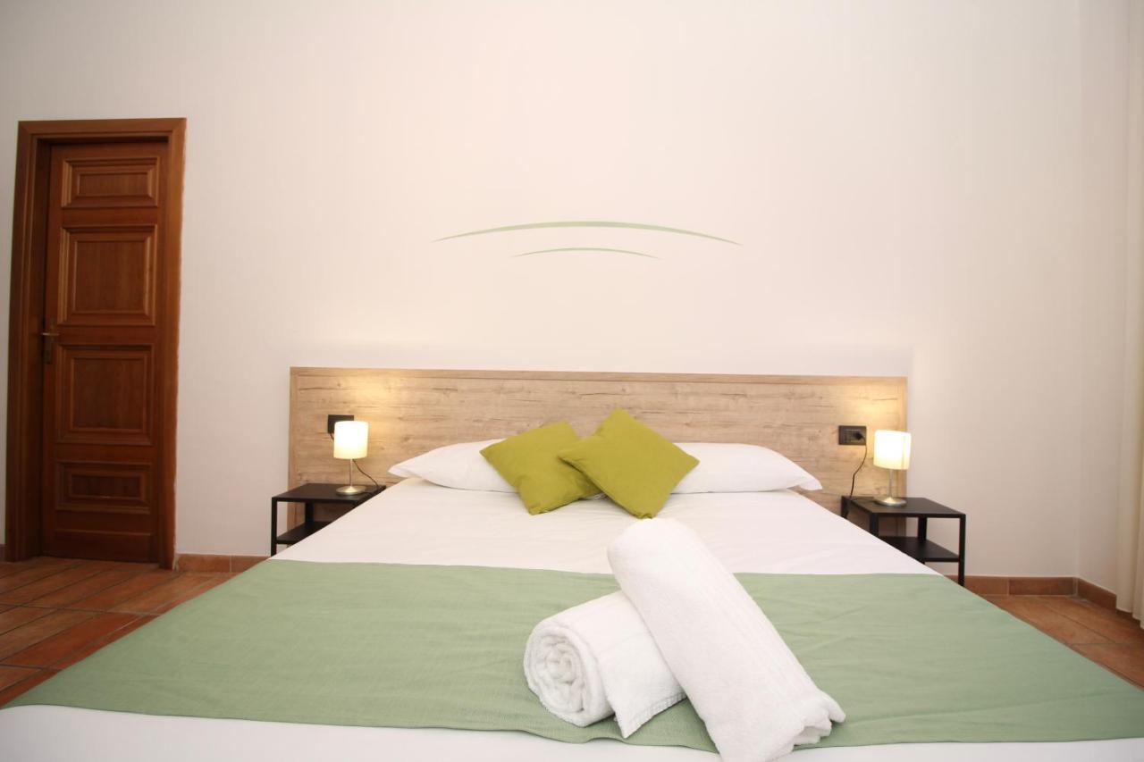 Hotel Tornielli 9 By Lvg Hotel Collection Novara Exteriör bild