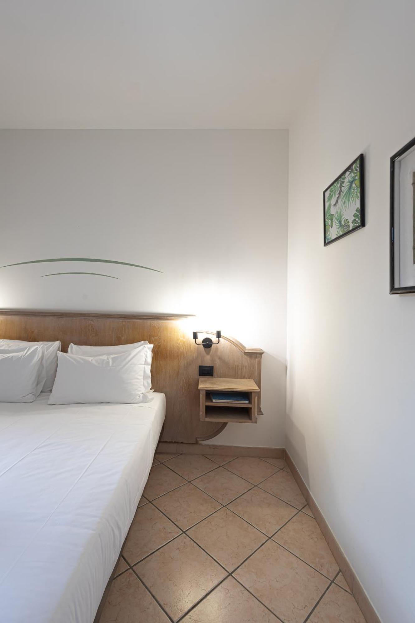 Hotel Tornielli 9 By Lvg Hotel Collection Novara Exteriör bild